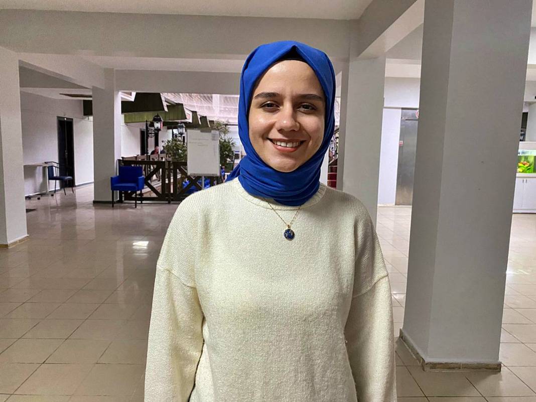 'Kız çocukları okumaz' diyerek okula gönderilmedi: 81 yaşında okuma yazma öğrendi! O andan sonra karar verdi 8